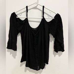 AMBIANCE Shoulder-less Black Top